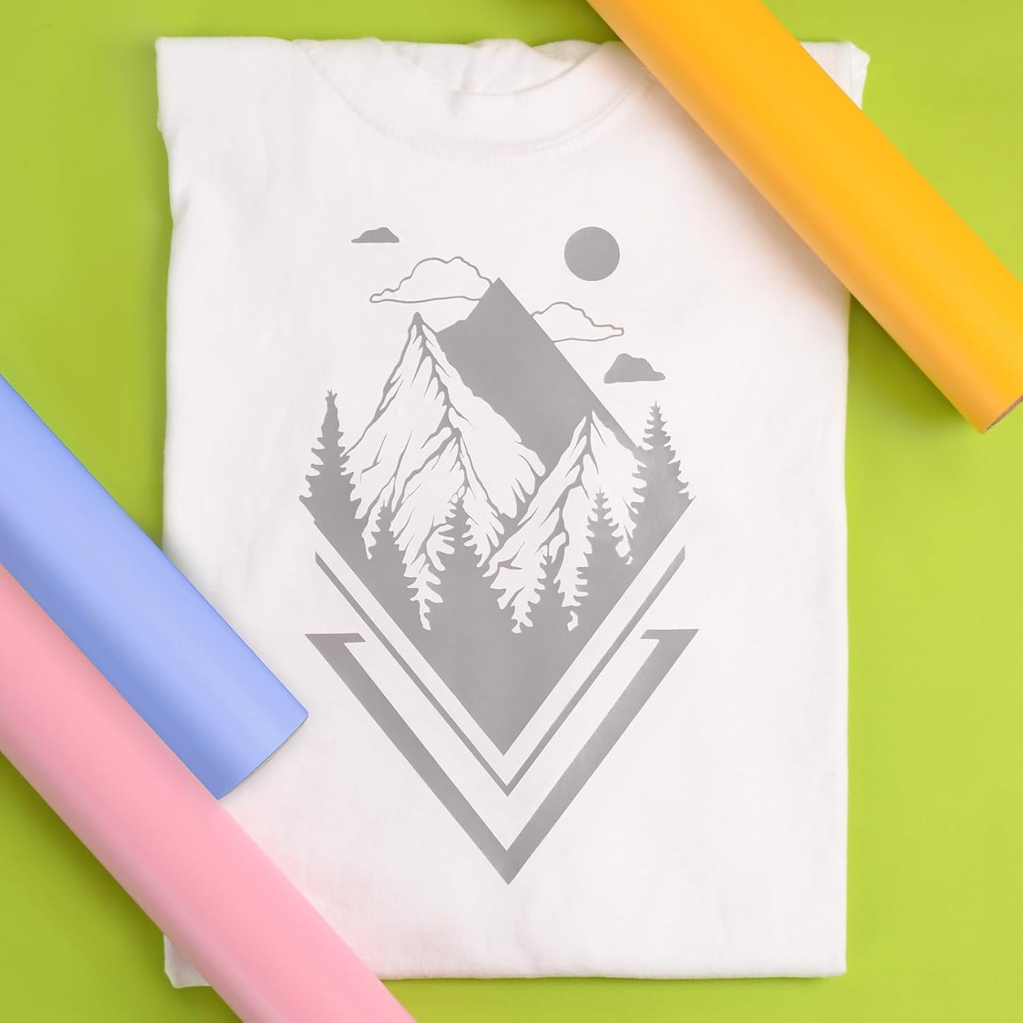 Siser EasyWeed Heat Transfer Vinyl 11.8" x 15ft Roll (Gray) - Compatible with Siser, Cricut, Silhouette and Other Craft/Professional Cutters - CPSIA Certified