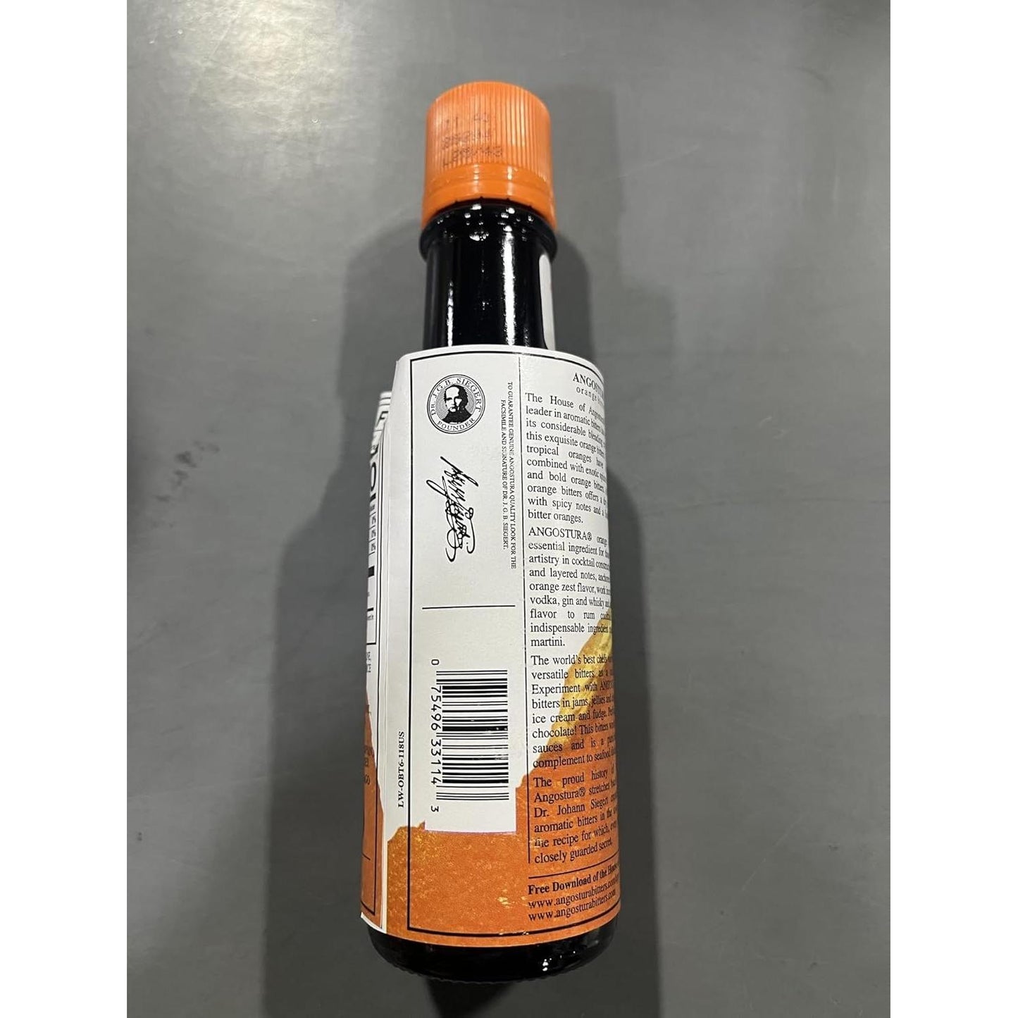 Kingston: Angostura Bitters Original and Orange Bitters (Combo- Pack) - 4oz Bottles, Aromatic and Citrus Infused. Bundled in Kingston safe packaging