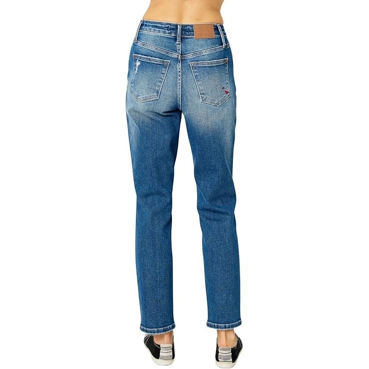 Judy Blue High Waist Queen of Hearts Coin Pocket Boyfriend Relaxed Fit Jeans (Medium Blue, 13)