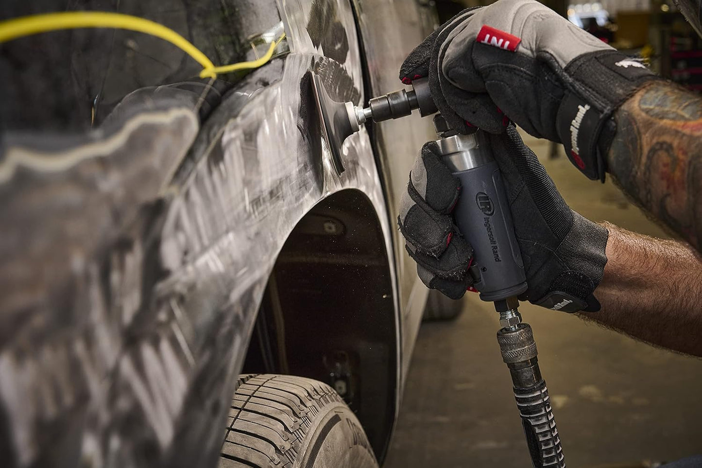 Ingersoll Rand 302B Angle Air Die Grinder, 20,000 rpm, 0.33 hp, 1/4" Collet, Rear Exhaust